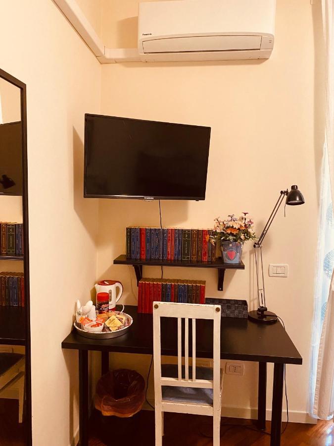 Amici Miei Rooms Cremona Exteriör bild