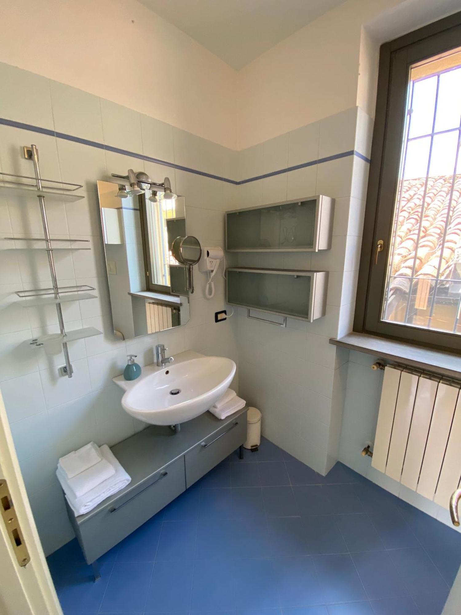 Amici Miei Rooms Cremona Exteriör bild